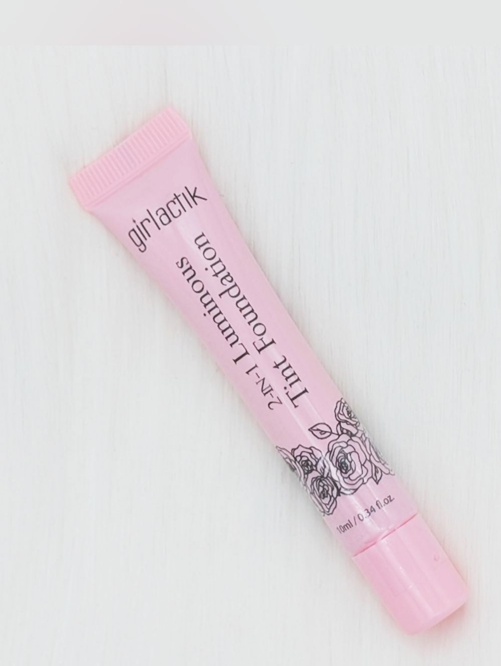 🔴 GIRLACTIK 2-in-1 Luminous Tint Foundation - F2 Light